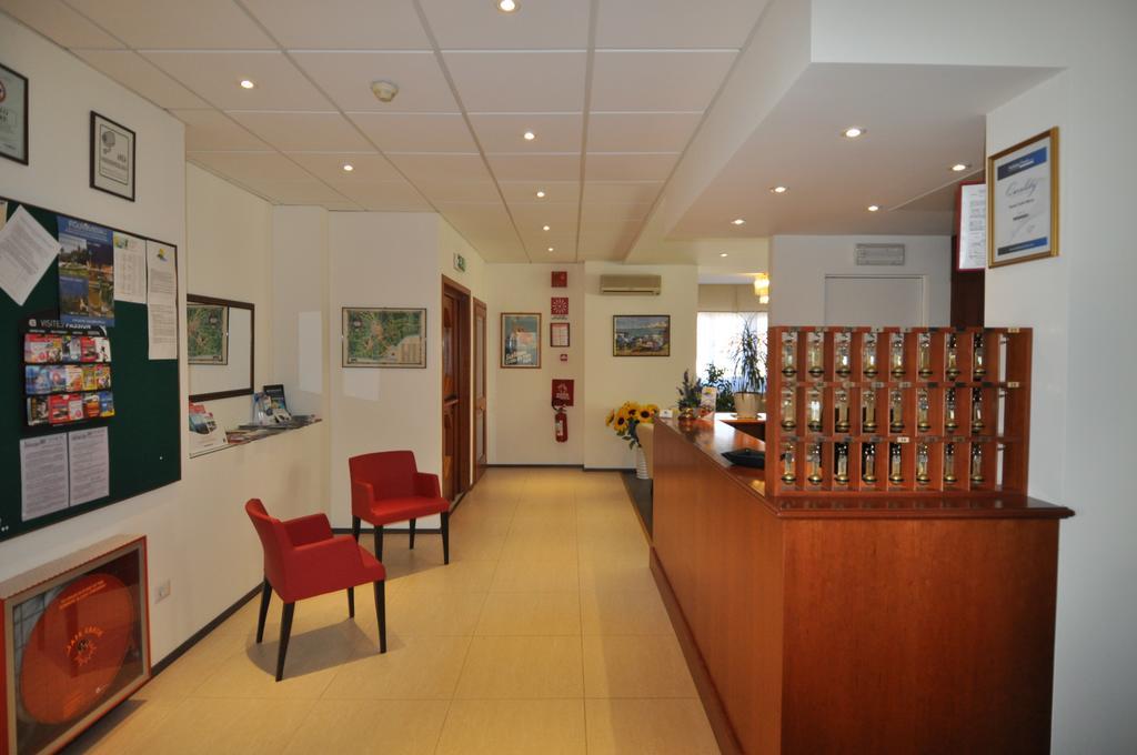 Hotel Sole Mare Sanremo Exterior photo