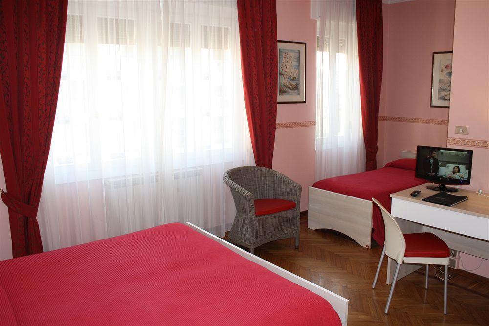 Hotel Sole Mare Sanremo Exterior photo