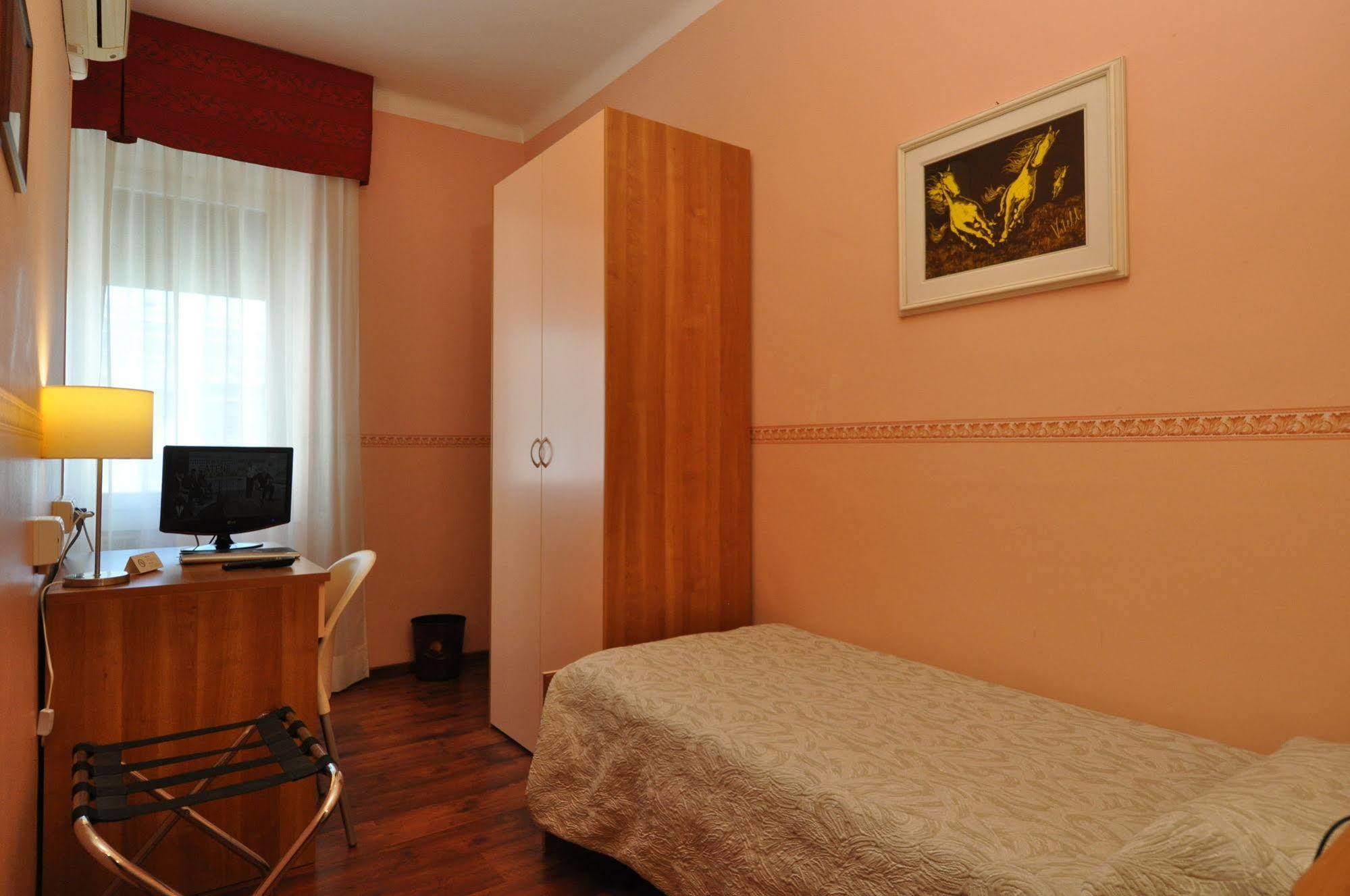 Hotel Sole Mare Sanremo Exterior photo