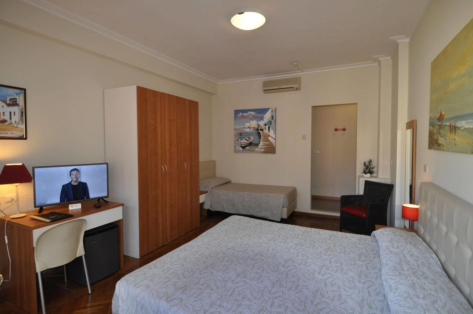 Hotel Sole Mare Sanremo Exterior photo