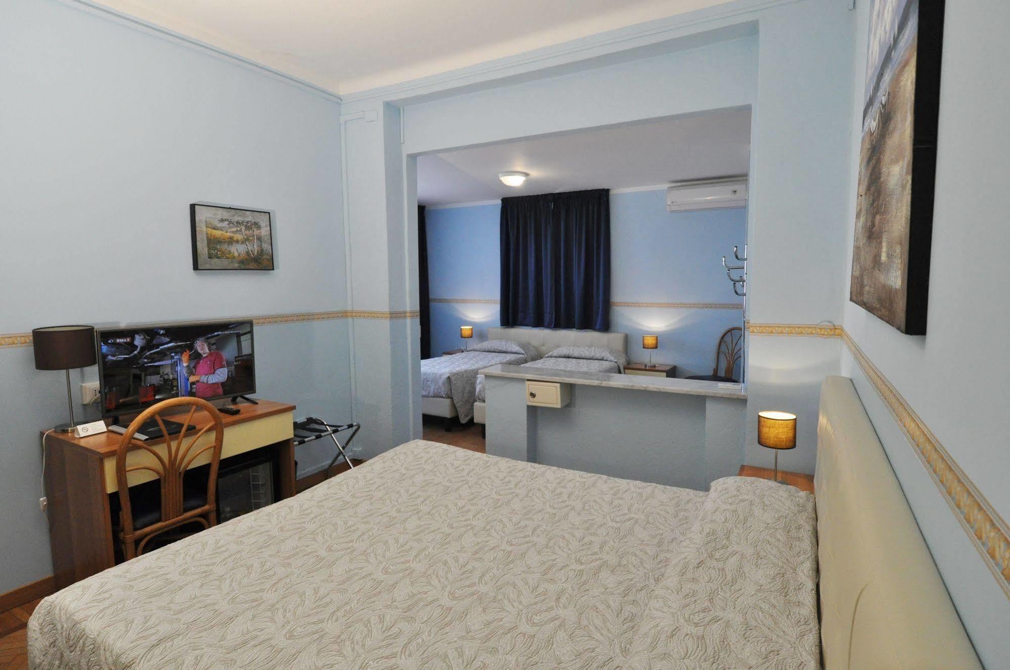 Hotel Sole Mare Sanremo Exterior photo